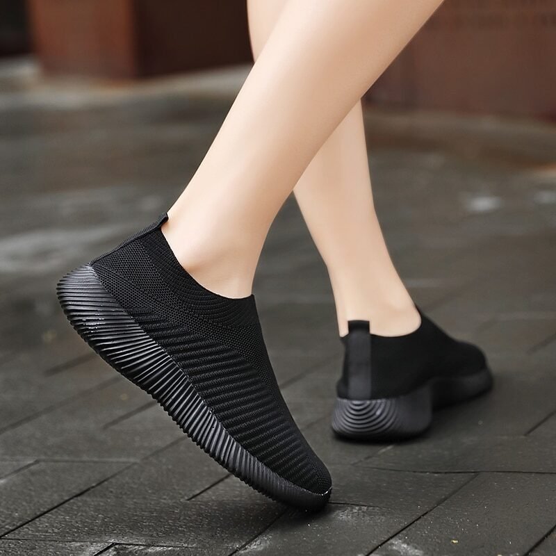 Women’s High Quality Vulcanized Shoes with Slip-On Plates