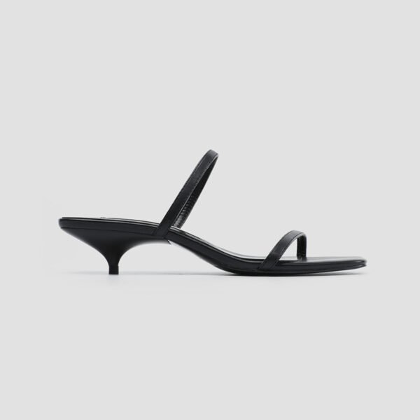 DartyShoes ® – Elegant White Slippers for Women