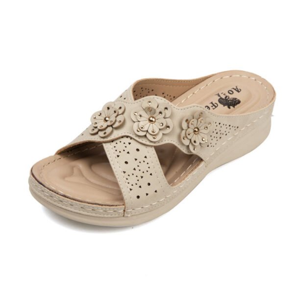 Sandales confortables avec motif fleurs - DartyShoes